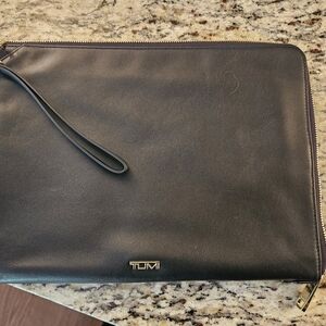Tumi Leather Easton Tech Clutch